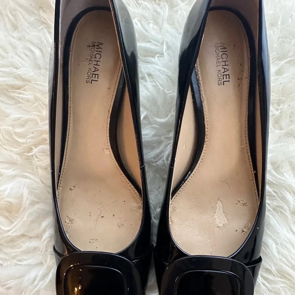 Michael Kors Women’s Dress Shoes - Picture 4 of 7